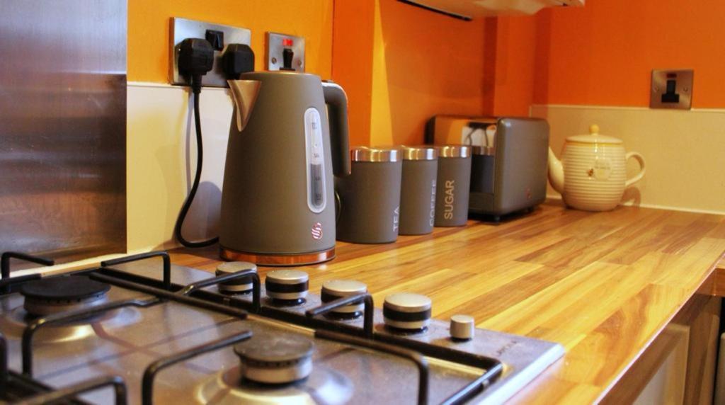 Cheery Craigie Ground Floor Apartment Пърт Екстериор снимка