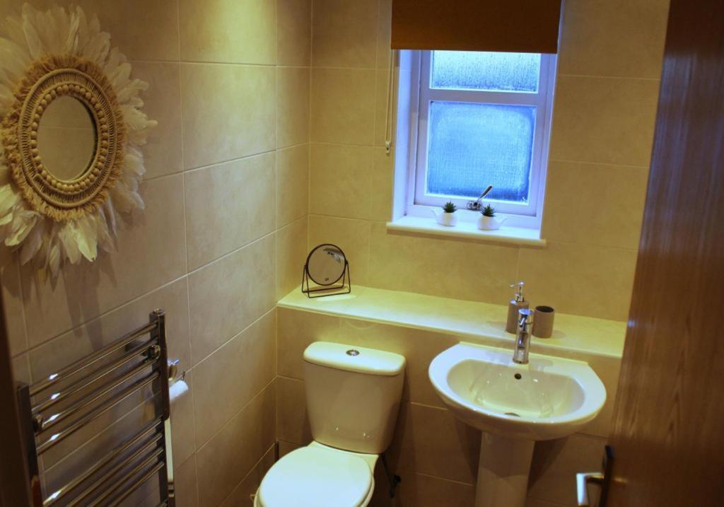 Cheery Craigie Ground Floor Apartment Пърт Екстериор снимка